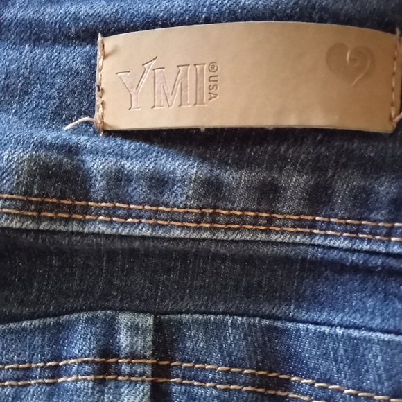 YMI button fly shorts - Picture 2 of 7